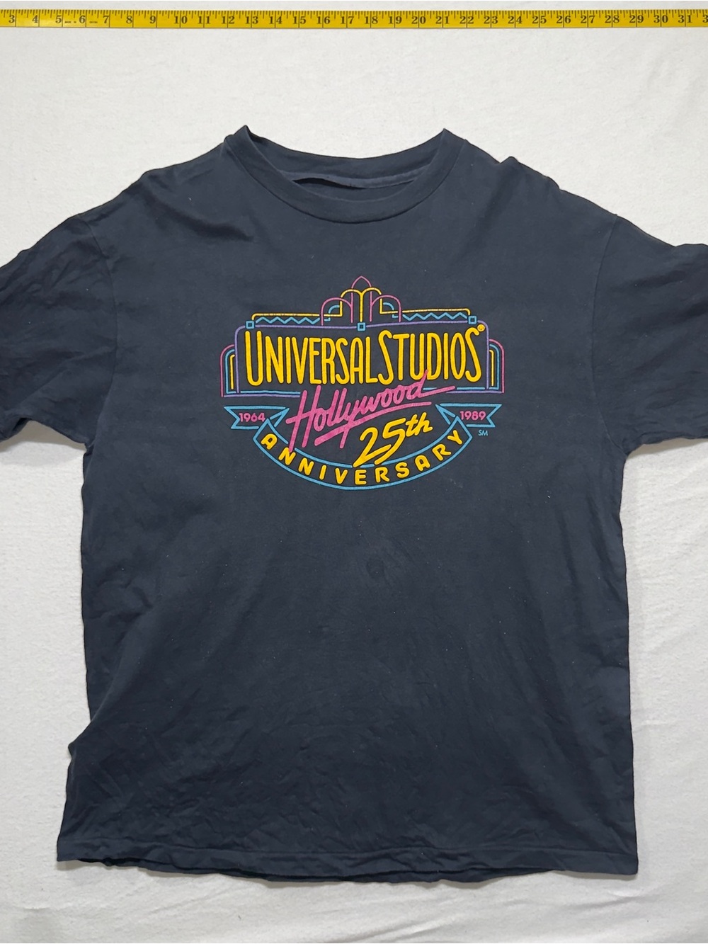 Vintage 1989 universal studios 24th anniversary single stitch t shirt. Size XL